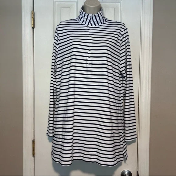 Lands’ End Women's Quarter Zip Long Sleeve Rash Guard Cover-up UPF 50 | L 14-16 - Picture 2 of 16